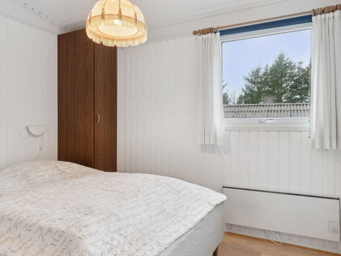 Bedroom 2, 5 Star Holiday Home in Saltum, Jammerbugt