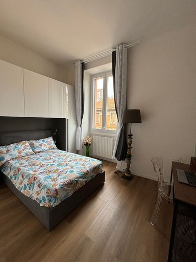 Room 4, Venini - Cozy 2 Bdroom Apartment in Loreto Area, Milano