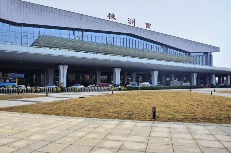 Exterior & Views 2, Ming Yi Hotel, Zhuzhou