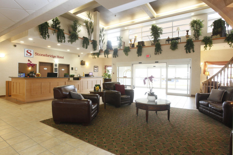 Public Area 2, Stonebridge Hotel Dawson Creek, Peace River