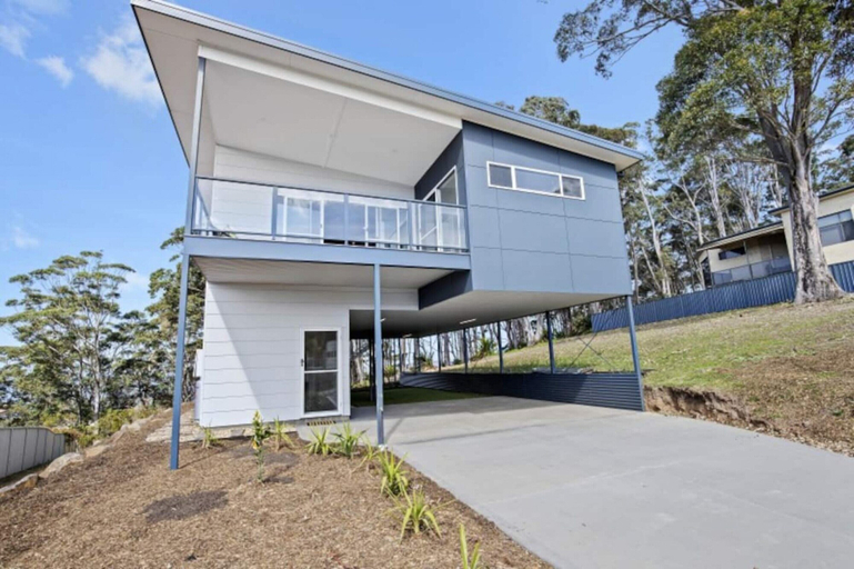 Exterior 4, 3-bed Coastal Getaway With Direct Beach Access, Eurobodalla