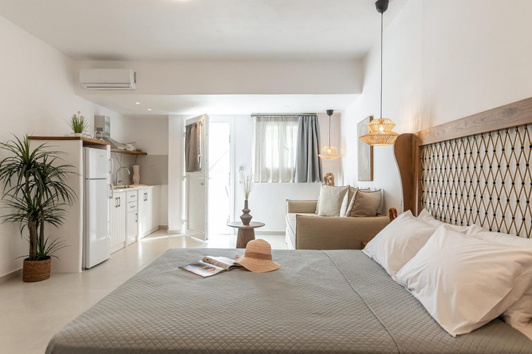 Bedroom 2, Birikos Hotel and Suites, South Aegean