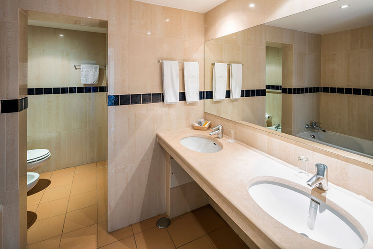 Bathroom 5, Boa Vista Hotel & Spa, Albufeira