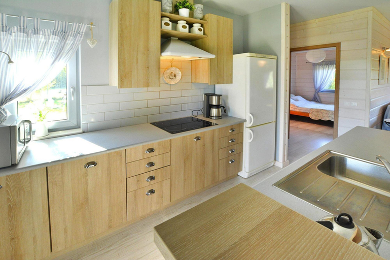 Private kitchen 2, Huge Holiday Home With Garden, Oswino, Łobez