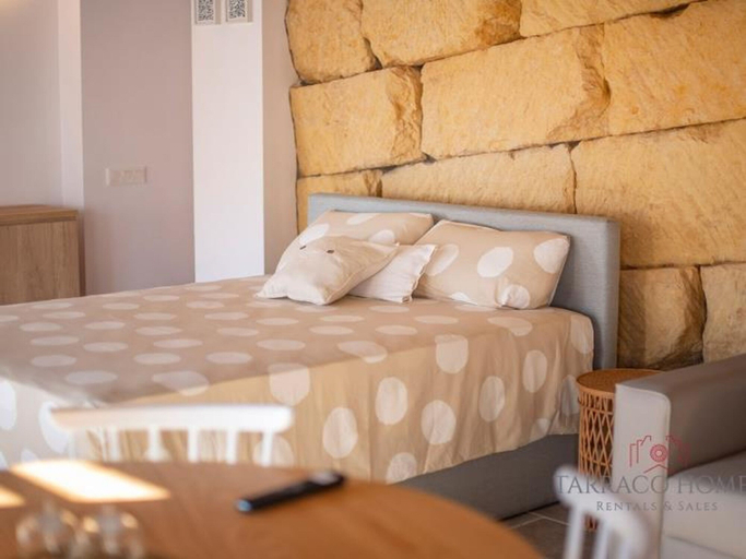 Room 2, Th56c Apartamentos Murmur la Muralla, Tarragona