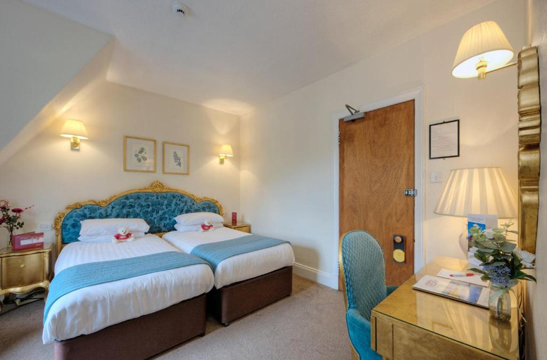 Bedroom 3, Muthu Newton Hotel, Highland