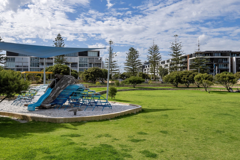 Property grounds 4, Cosmopolitan 1-bed - Fremantle Beach Front, Fremantle