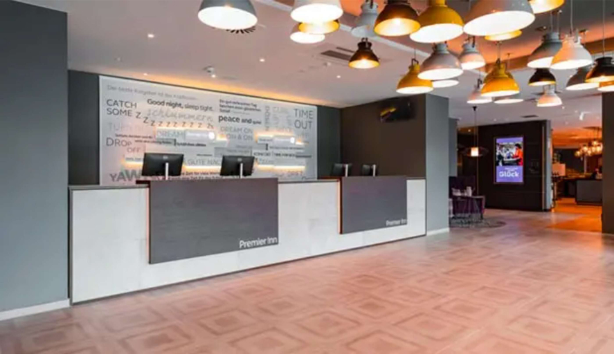 Public Area 2, Premier Inn Karlsruhe City Am Wasserturm, Karlsruhe