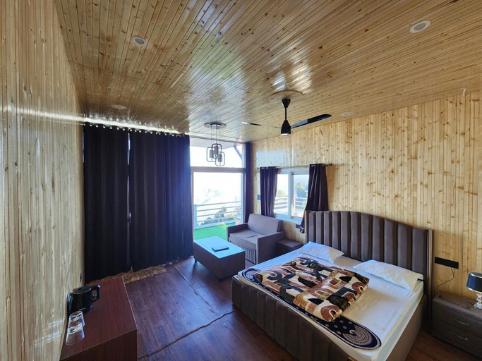 Bedroom 4, Perrys Cottage, Tehri Garhwal