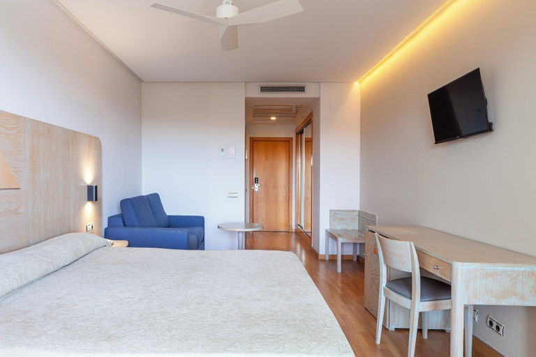 Bedroom 4, Hotel AGH Canet, Valencia