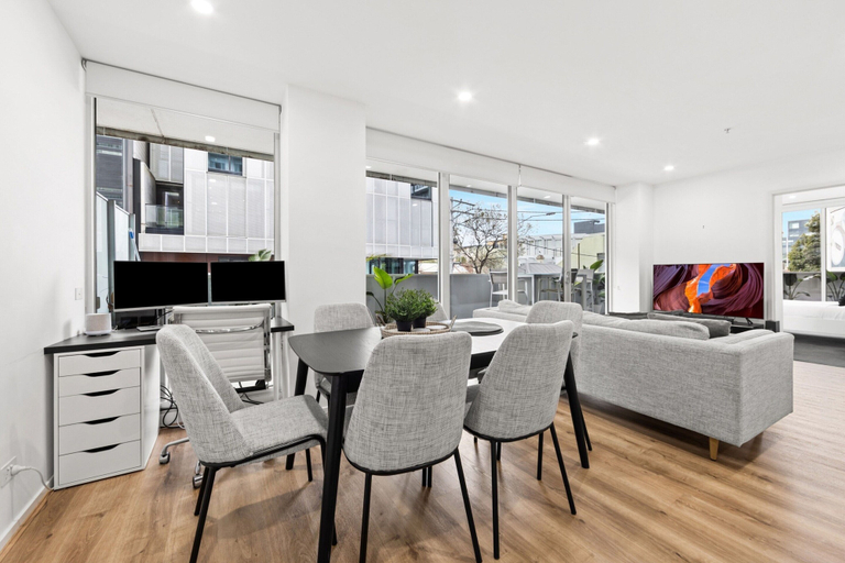 Private kitchen 3, Sleek South Yarra 2-bed With Alfresco Dining, Melbourne