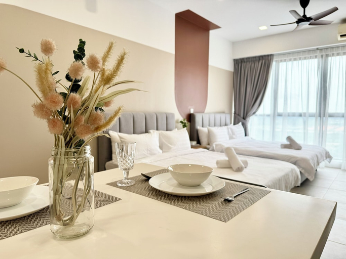 Guestroom 5, Bell Suites - KLIA Transit Train - Sepang, Sepang