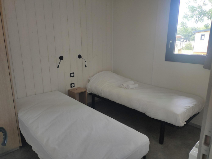 Bedroom 4, VVF Les Sableaux à Noirmoutier, Vendée