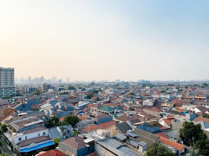 Exterior & Views 2, Comfort Stay And Homey 2Br Apartment At H Residence, Jakarta Timur