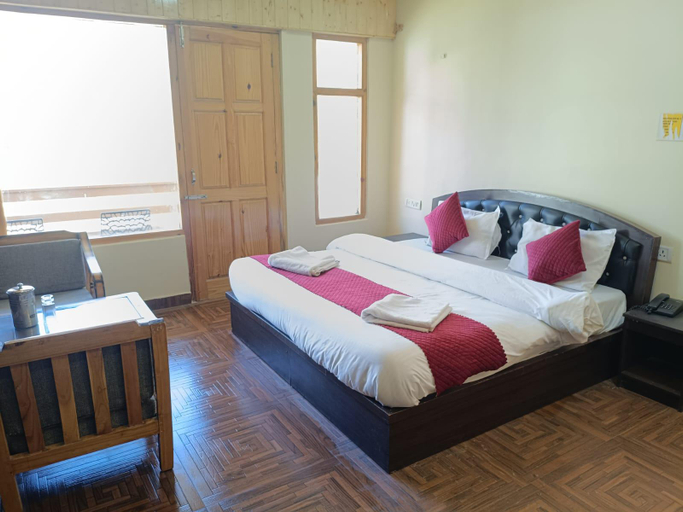 Others 3, Sajjanu suite, Kullu