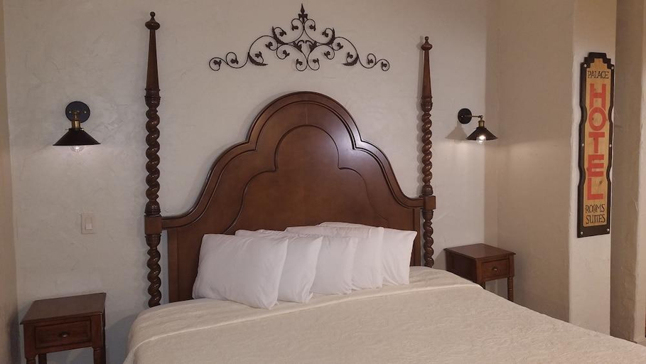 Bedroom 3, Palace Hotel, Grant