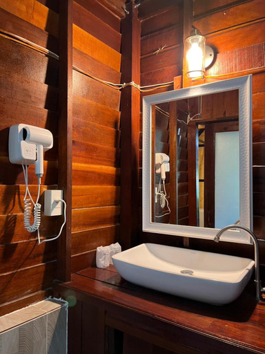 Bathroom 3, Bayview Sunset Resort, Muang Satun