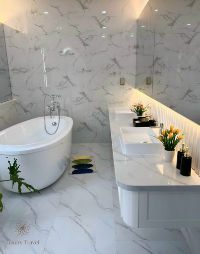 Bathroom 4, Villa NovaWorld Phan Thiet Luxury Travel, Phan Thiết