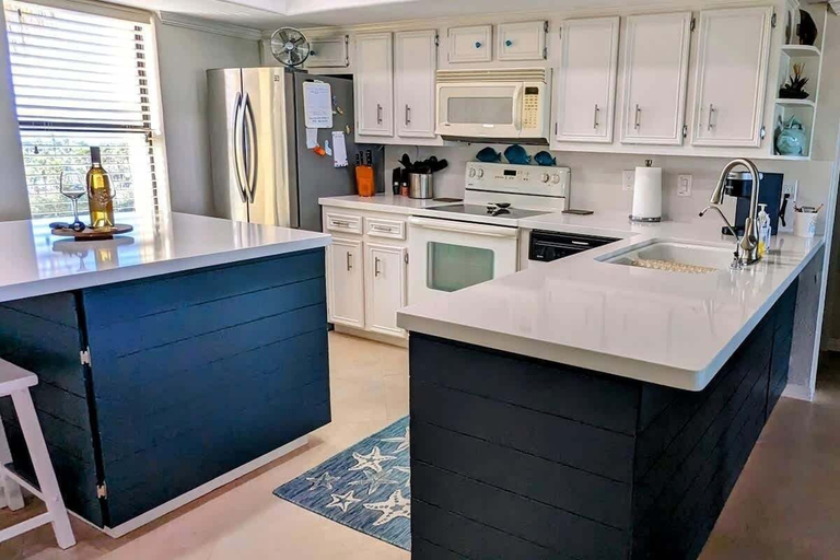 Private kitchen 4, Saida Tower 506 3 Bedroom Condo by RedAwning, Cameron