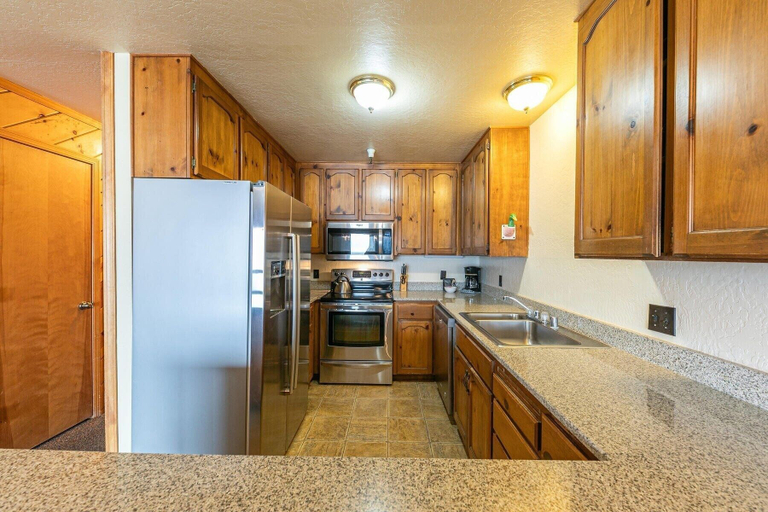 Private kitchen, 154 Bldg D 2 Bedroom Townhouse, Nevada