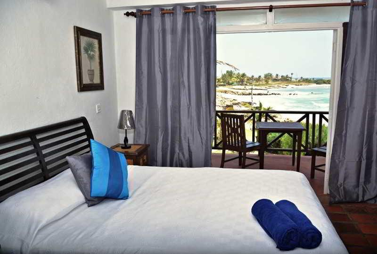 Bedroom 2, Ocean Spray Apartments