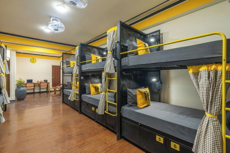 Room 5, The Hosteller Nainital, Nainital