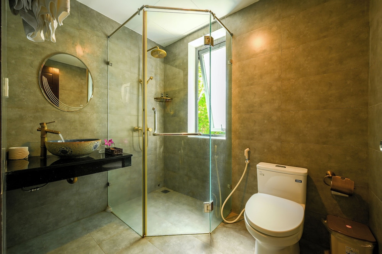 Bathroom 3, Hoi An Tháng 1 Villa, Da Nang