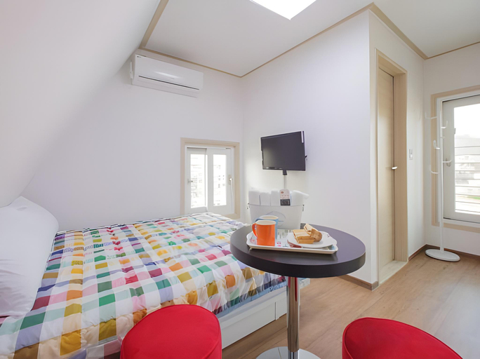 Bedroom 3, Hostel BB Hongdae Line, Mapo