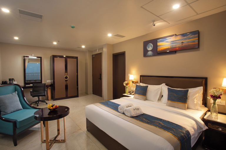 Room 2, Le Crown Hotel, Idukki