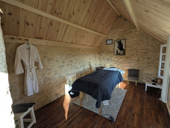 Bedroom 4, Les Pierres Lotoises, Lot