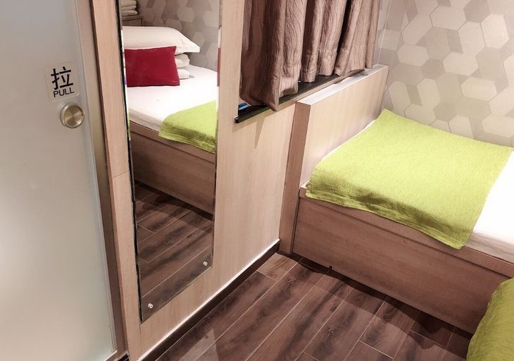 Bedroom 3, Moveinn, Hong Kong Island