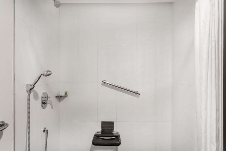 Bathroom 4, Wyndham Guayaquil Puerto Santa Ana, Guayaquil