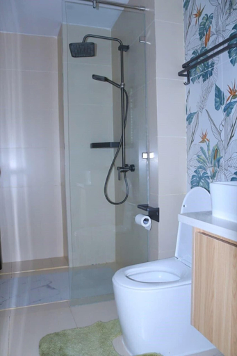 Bathroom 4, Elegant Comfy 3 Bedroom Apartment, Mavoko