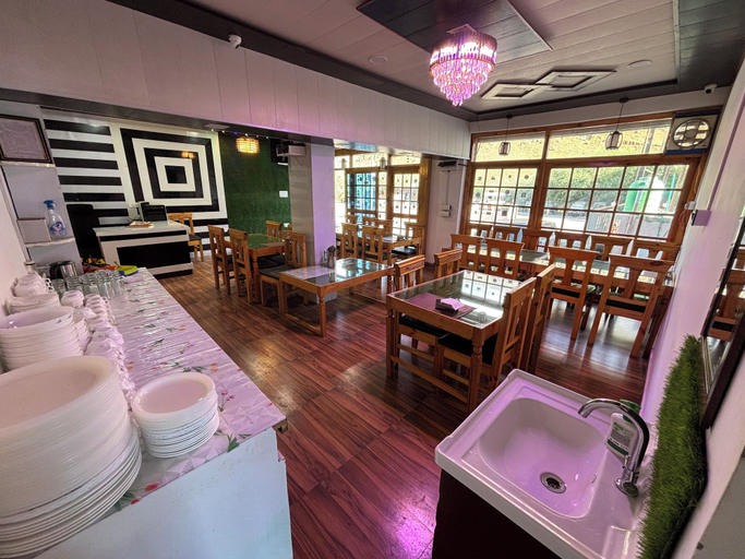 Restaurant 5, D Royal Ladakh Hotel and Restaurant, Kargil