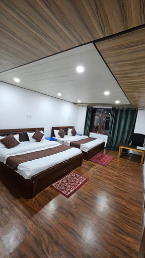 Room 3, D Royal Ladakh Hotel and Restaurant, Kargil