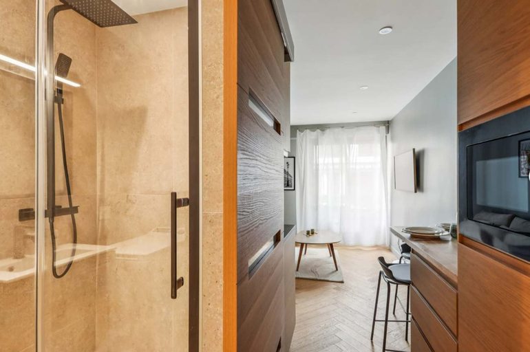 Bathroom 2, Charming 2P Studio Near Trocad ro Eiffel Tower, Paris
