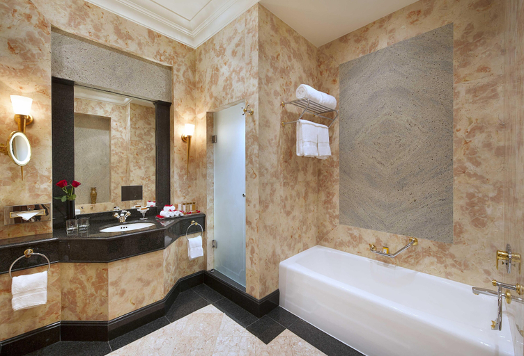 Bathroom 5, Waldorf Astoria Jeddah - Qasr Al Sharq, Jeddah