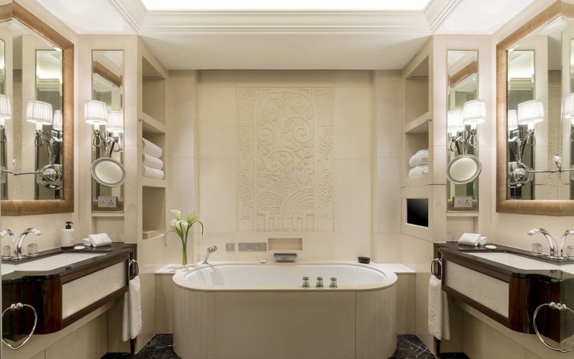 Bathroom 5, The Peninsula Shanghai, Shanghai