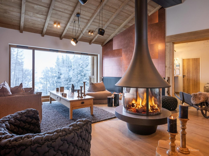 Living room 4, Apartment in Fornelet with Ski-InSki-Out Access, Savoie
