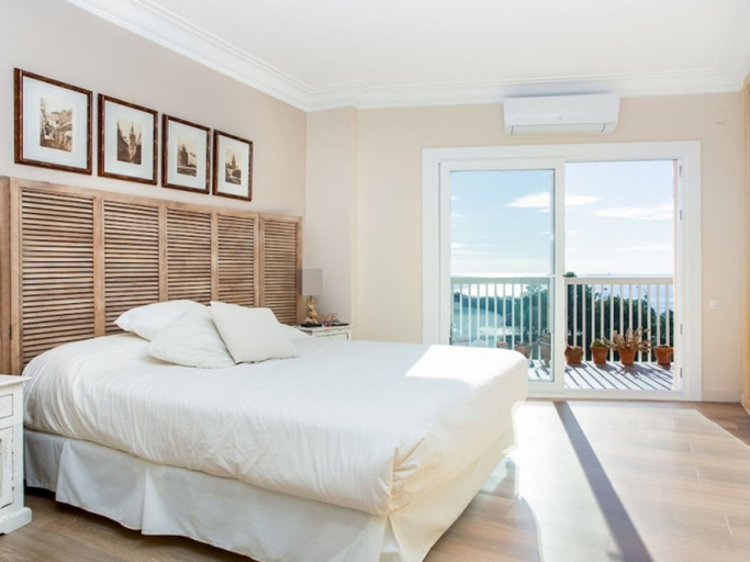 Room 5, Th44 Apartamento con Vistas al mar y Playa Miracle, Tarragona