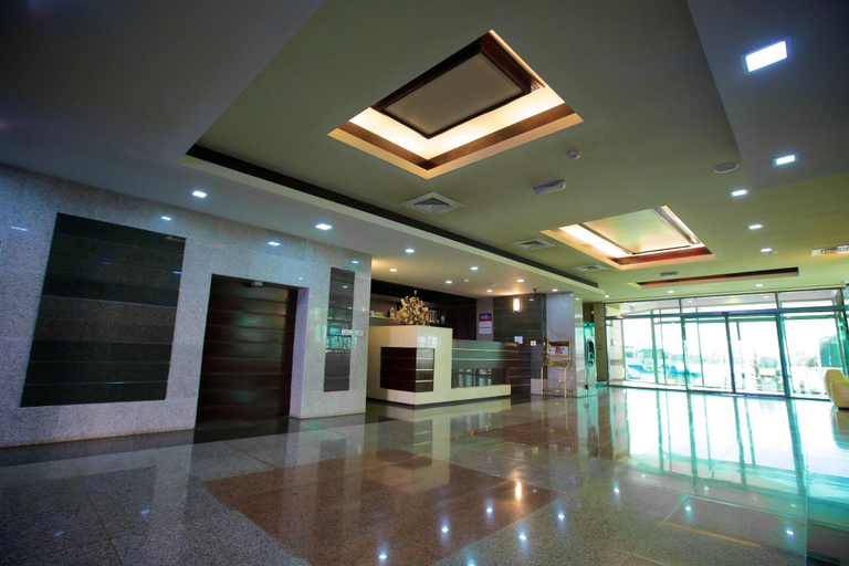 Public Area 4, Delta 4, Tulcea