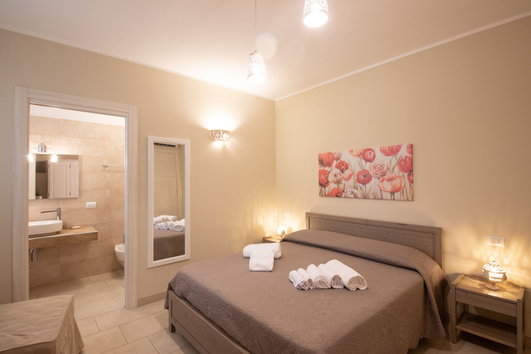 Bedroom 4, Terra Mater - exclusive cottage, Brindisi