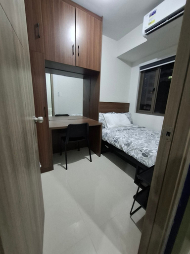 Room 2, S Residences MOA by darpm, Pasay City