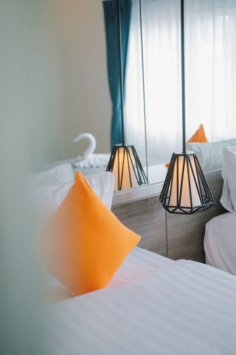 bedroom 19