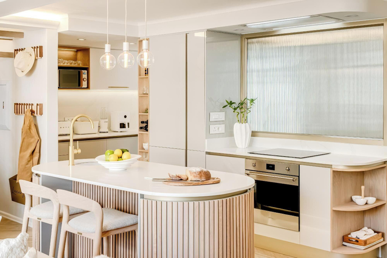 Room 3, Luxury Loft 3 Ensuites Prime Cape Town Location, City of Cape Town