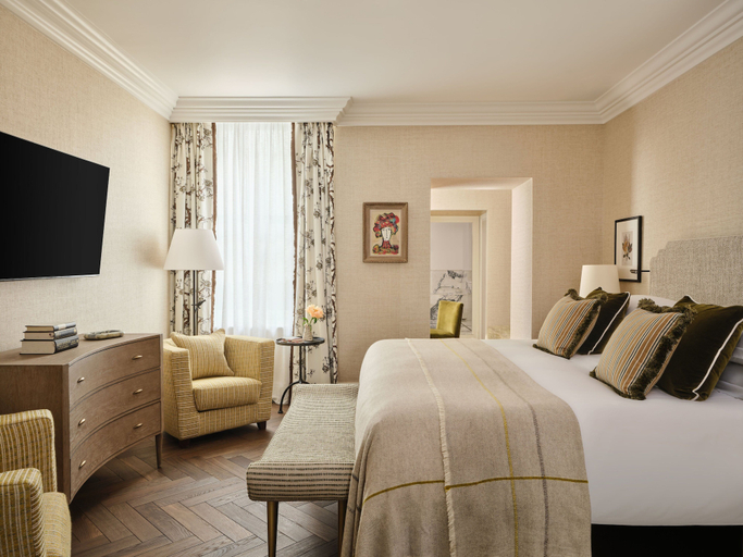 Bedroom 3, Brown's Hotel, a Rocco Forte Hotel, London