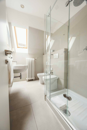 Bathroom 4, Genius Hotel Downtown, Milano