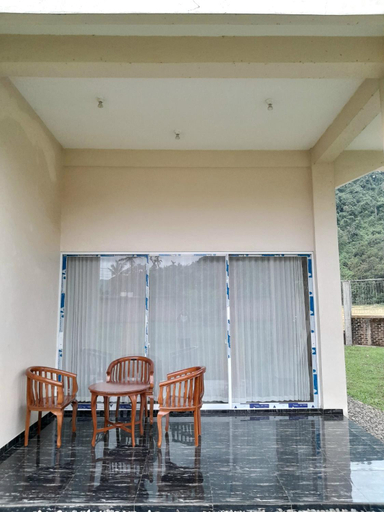Others 4, Yulides home gardens, Padang