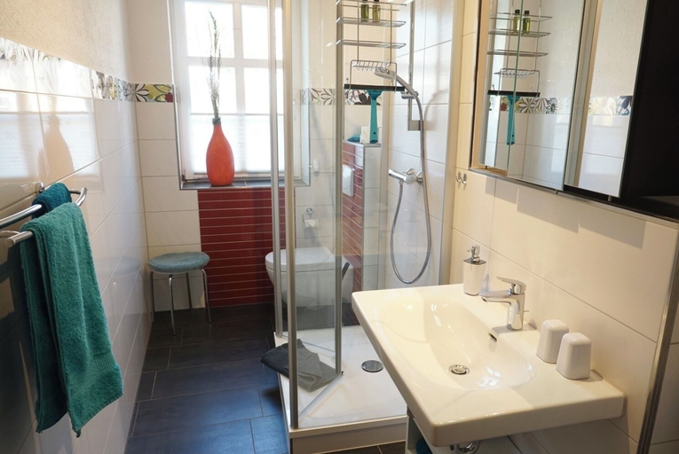 Bathroom 5, Altstadt-Domizil, Mittelsachsen
