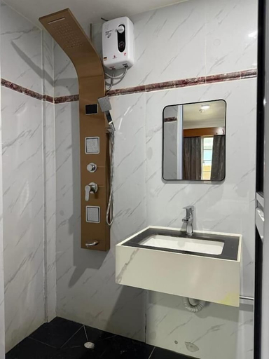 Bathroom 3, The Quay Hotel Bugis, Singapore